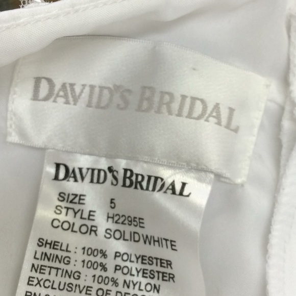 Davids Bridal Junior Bride Dress Girls Size 5 - Picture 7 of 8